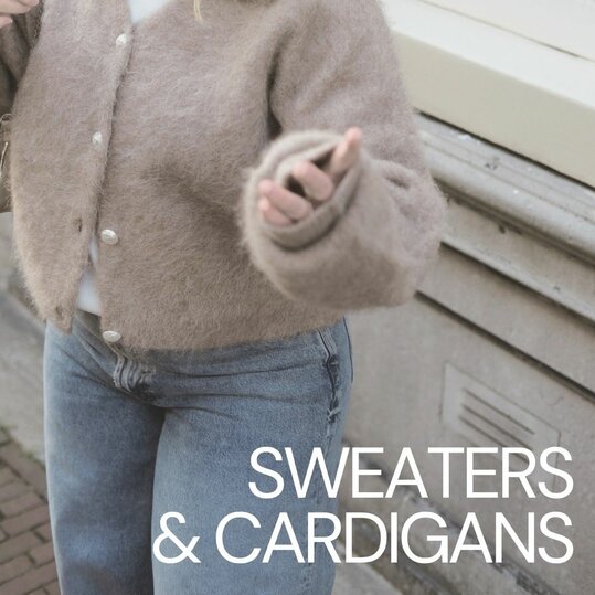sweaters & cardigans