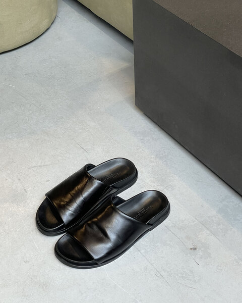 Pavement Carol sandals