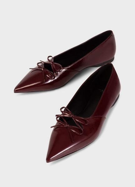 Vagabond Hermine flats cherry