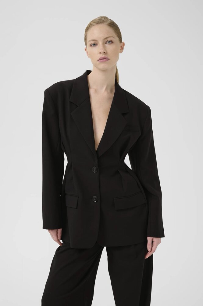 Gestuz Paula waist blazer - black