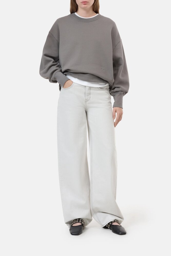 Closed wide sleeve sweatshirt