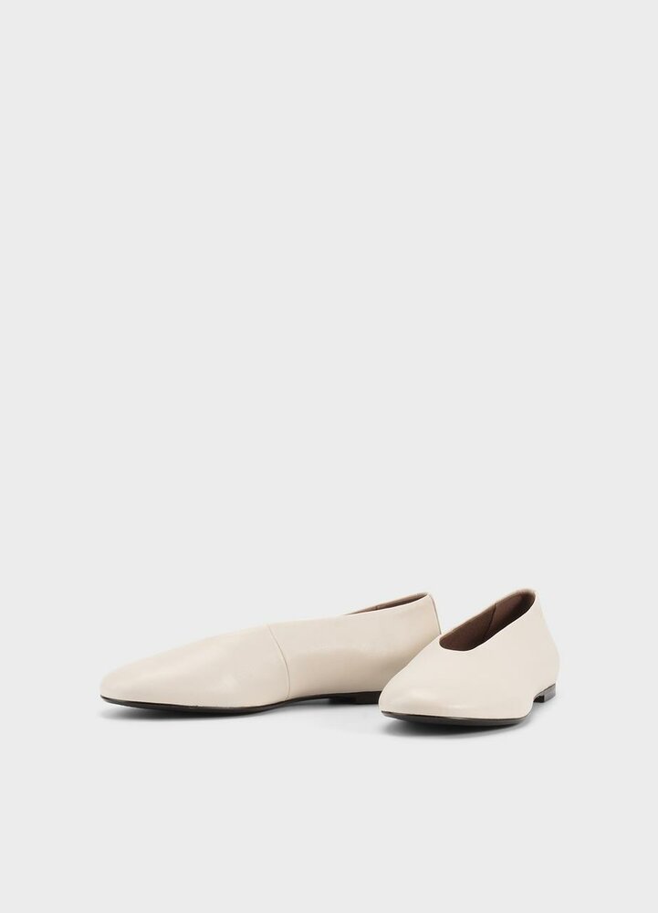 Vagabond Aleya flats - cream